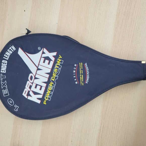 PRO KENNEX Ceramic Pro 90 (4 3/8" Grip) Good Condition - Picture 16 of 16